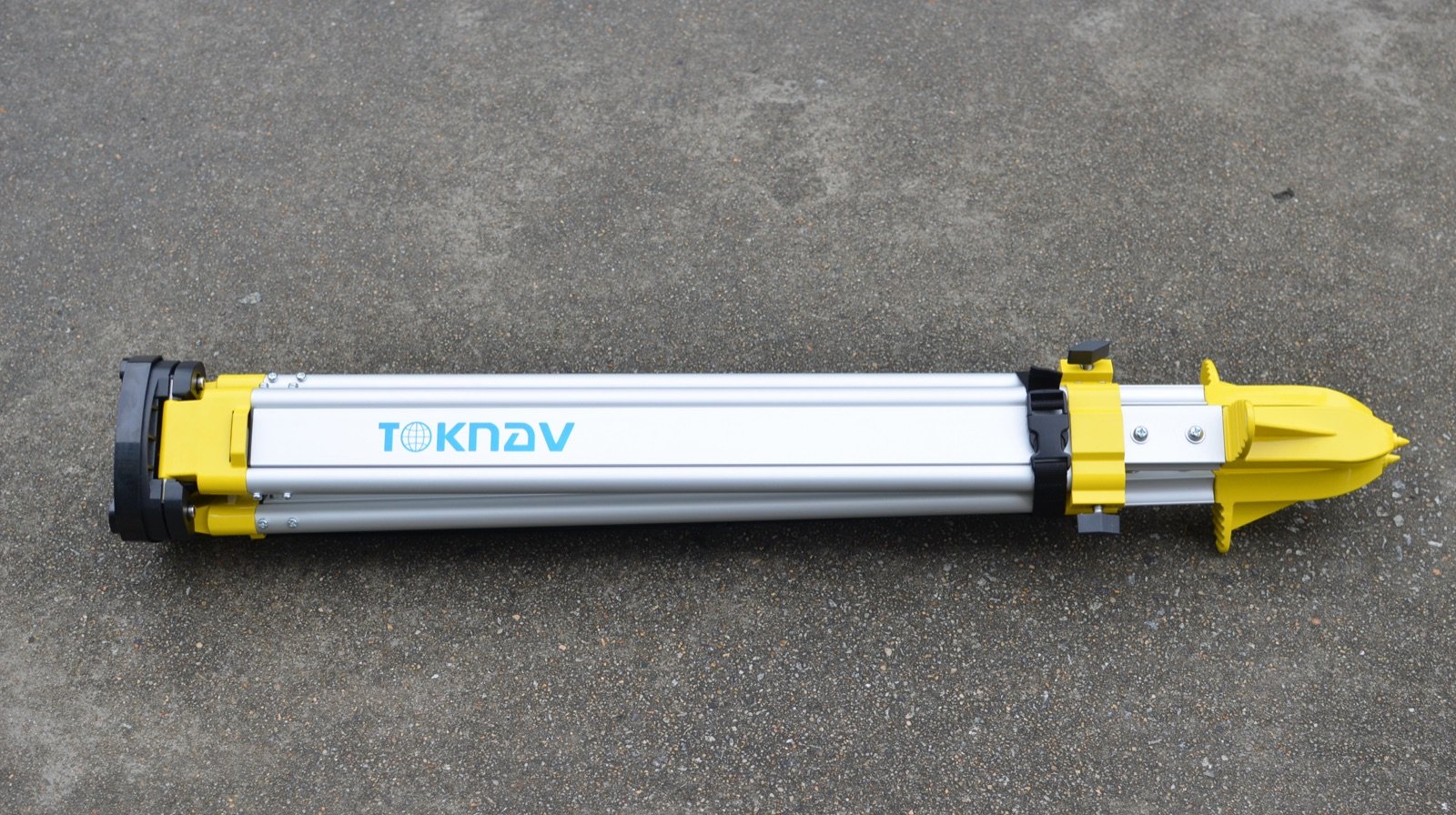 Trépied TOKNAV pour station GNSS
